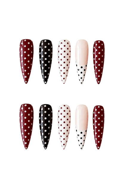 POLKA CHIC