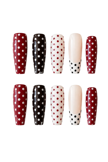 POLKA CHIC