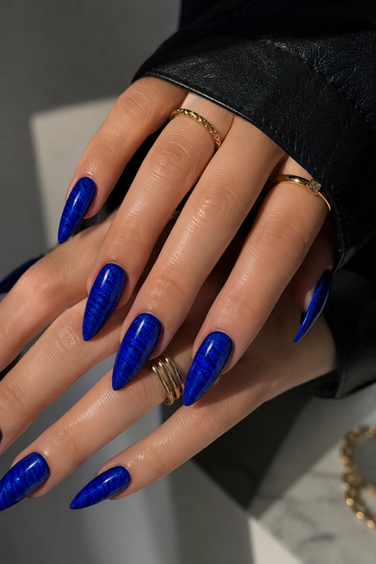 Sapphire Tiger Cat Eye reusable blue magnetic press-on nails
